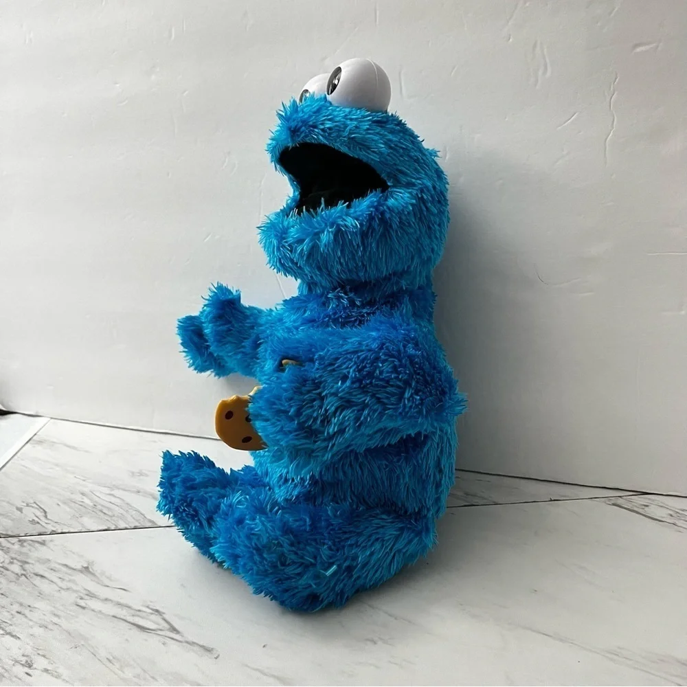 Cookie Monster Talking Sesame Street Feed Me Plush Size 14.5